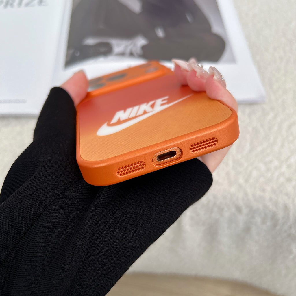 Stylish magnetic phone case