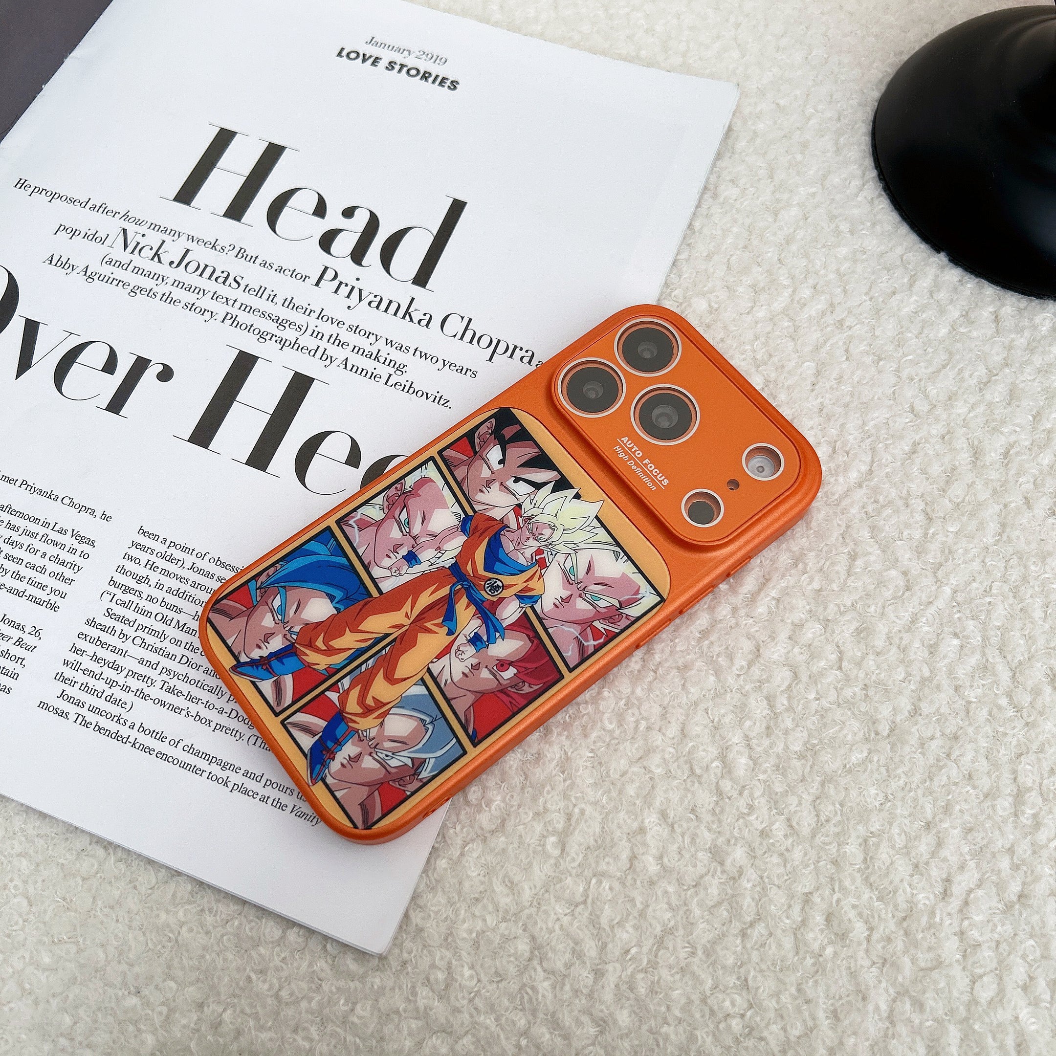 Stylish magnetic phone case