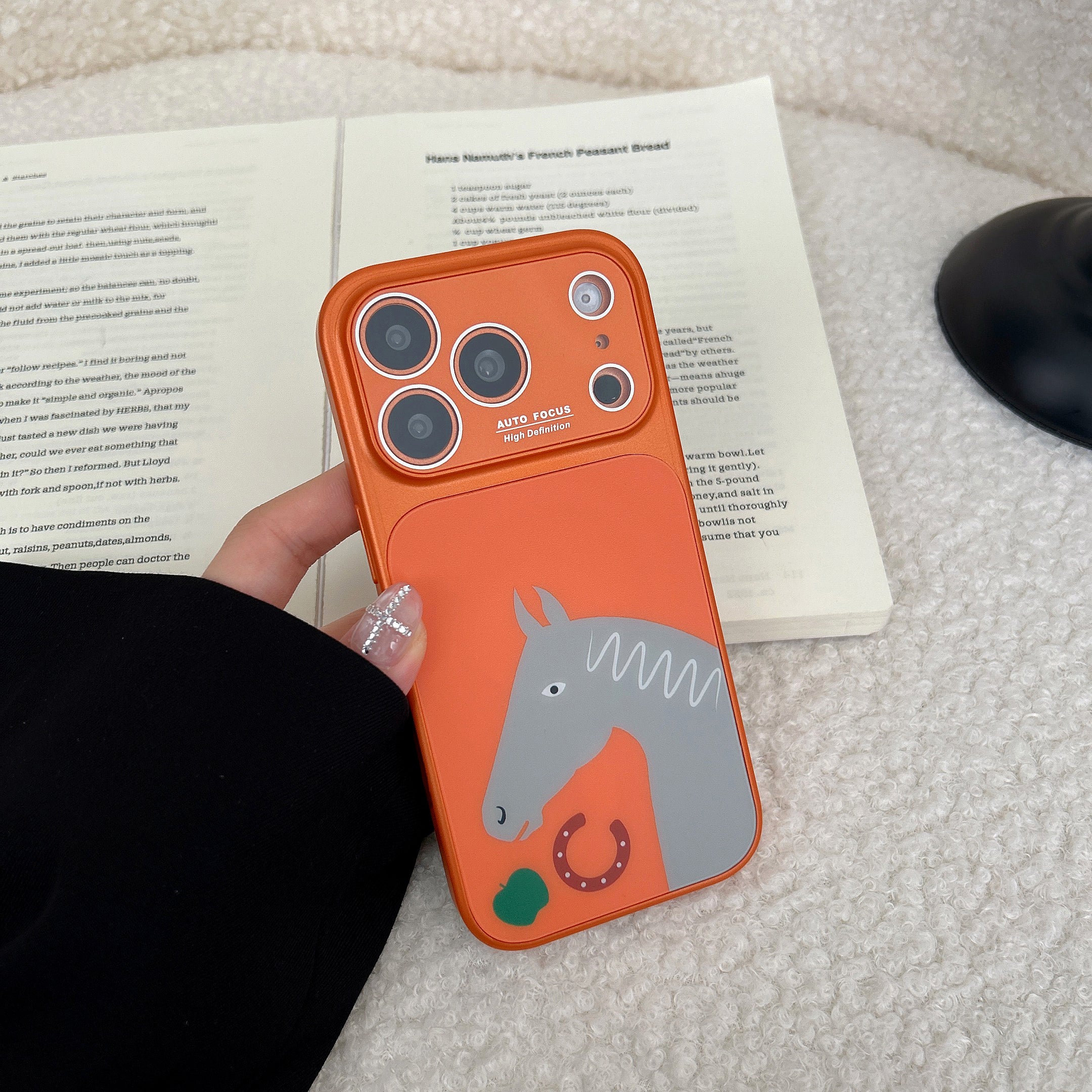 Stylish magnetic phone case