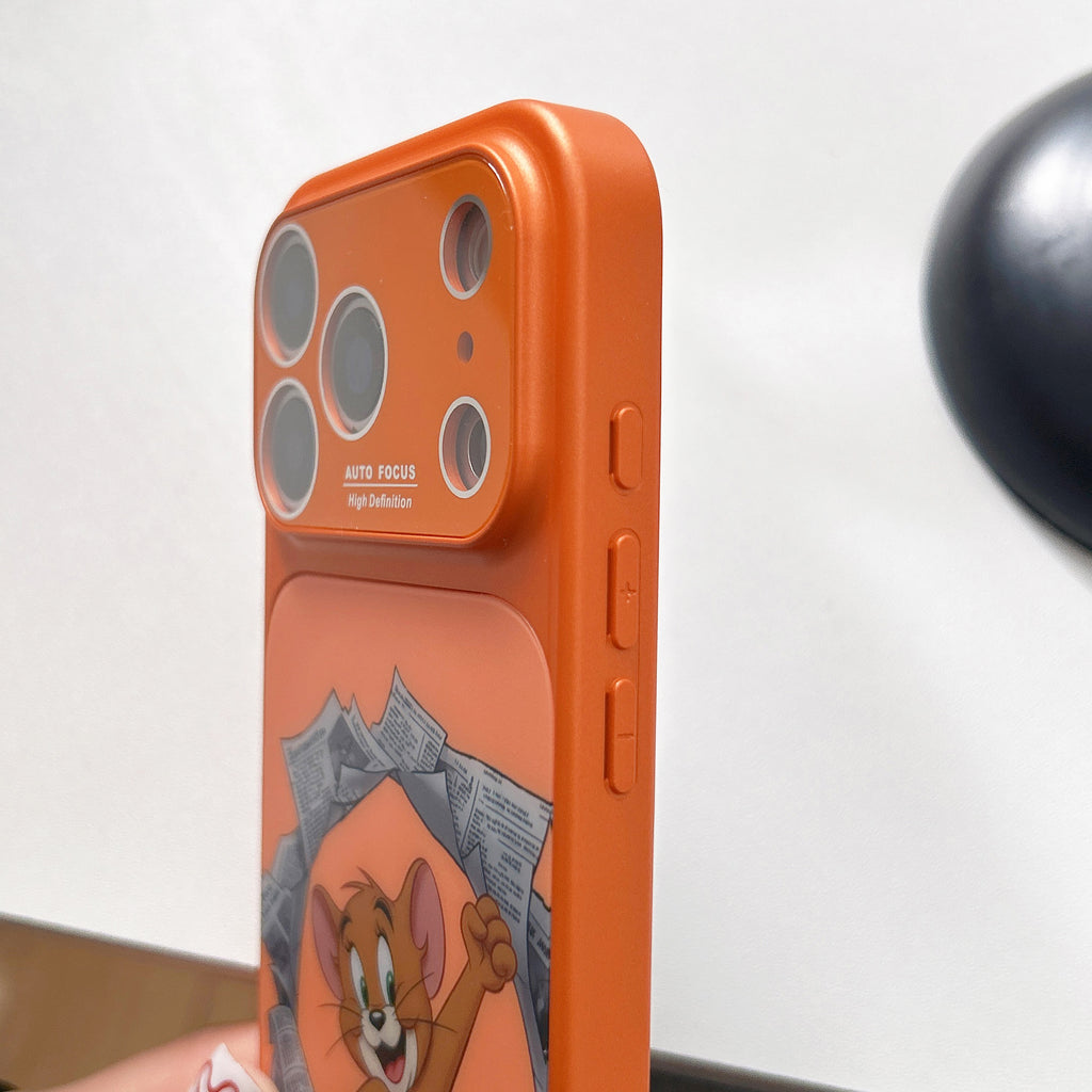Stylish magnetic phone case