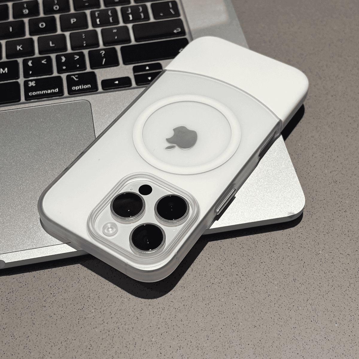 2-in-1 Detachable iPhone Case – Magnetic Modular Design, Snap & Switch Protective Cover