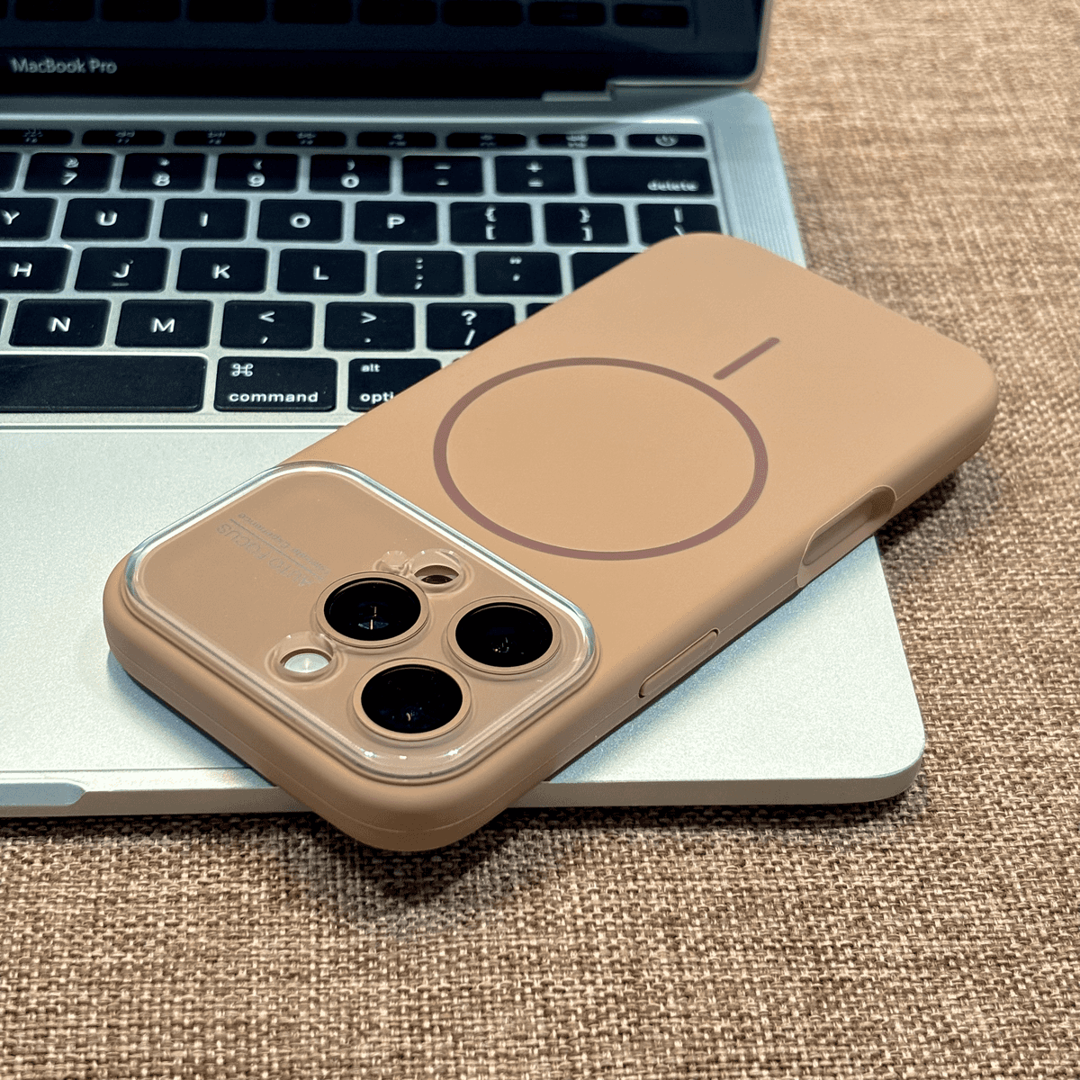 Matte Anti-Fingerprint iPhone Case – Dust-Resistant, Magnetic Slim Fit (MagSafe Compatible)