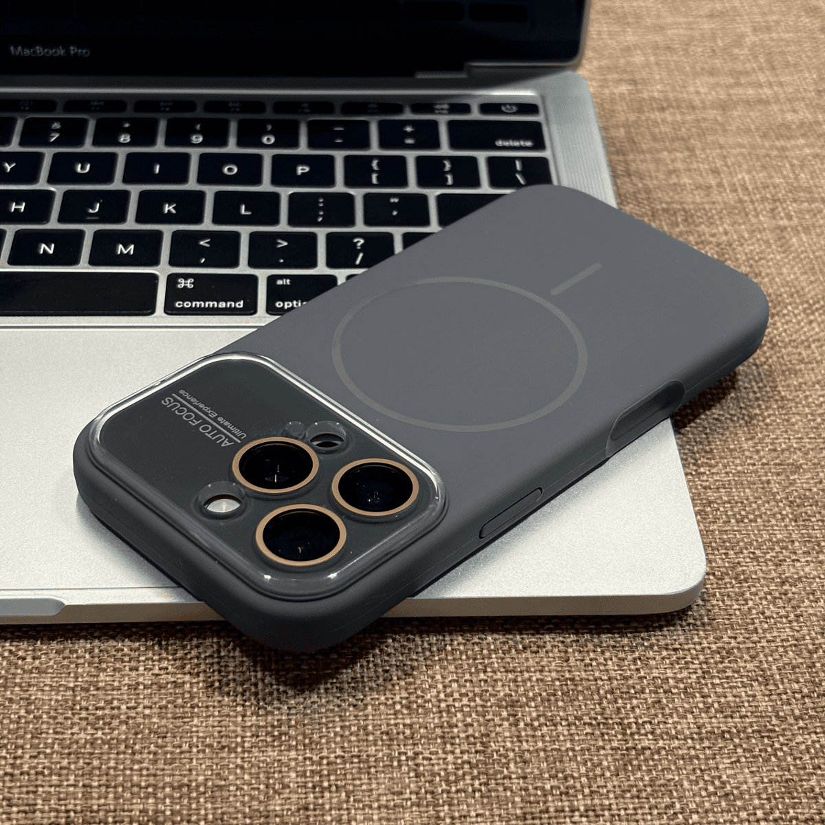 Matte Anti-Fingerprint iPhone Case – Dust-Resistant, Magnetic Slim Fit (MagSafe Compatible)